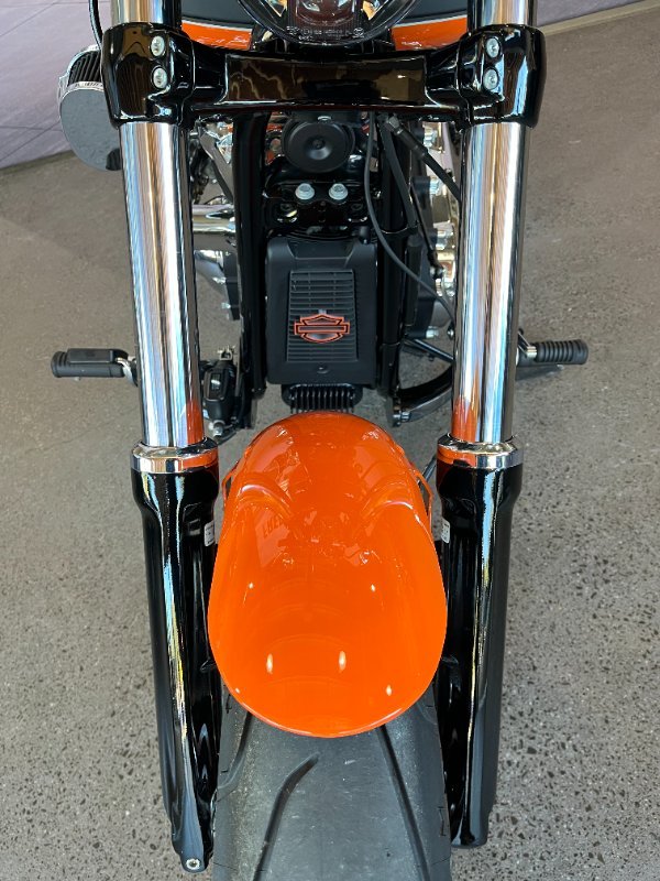 2023 Harley-davidson FXBR BREAKOUT (117) BAJA ORANGE