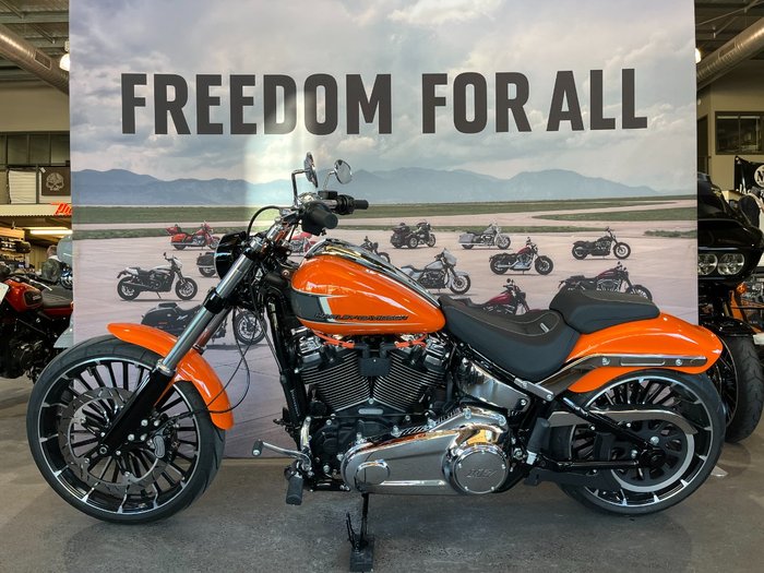 2023 Harley-davidson FXBR BREAKOUT (117) BAJA ORANGE