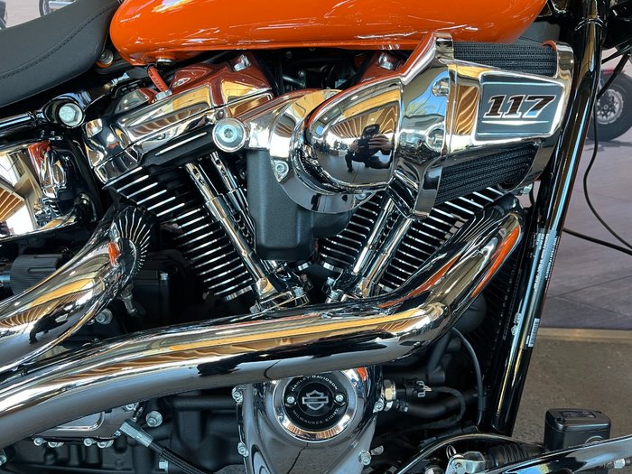 2023 Harley-davidson FXBR BREAKOUT (117) BAJA ORANGE