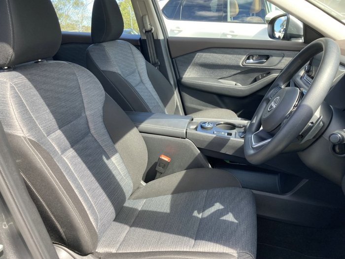 2025 Nissan X-TRAIL ST