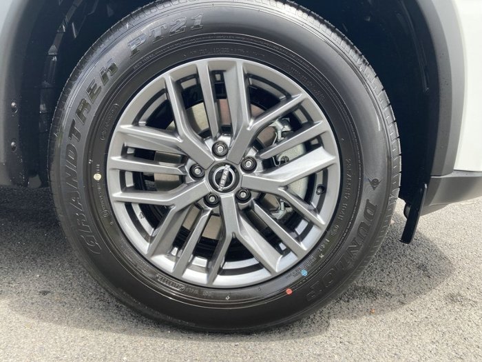 2025 Nissan X-TRAIL ST