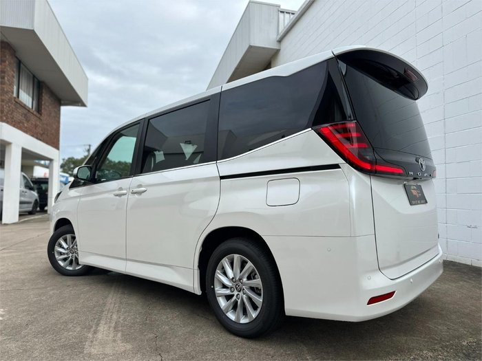 2025 Toyota Noah Hybrid X