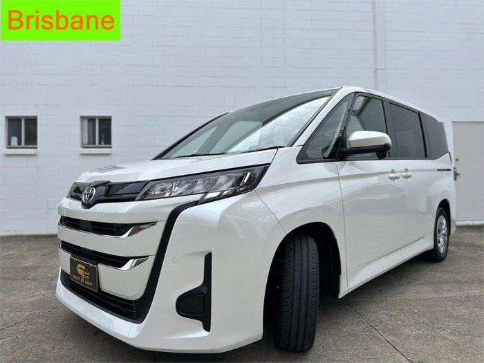 2025 Toyota Noah Hybrid X