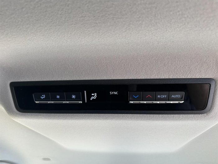 2025 Toyota Noah Hybrid X