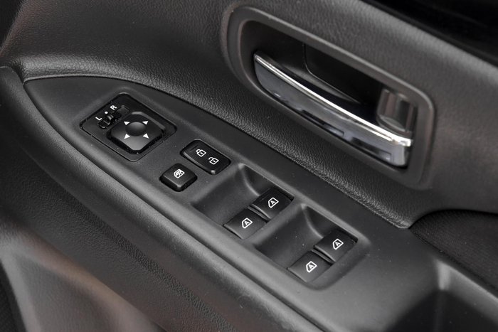 2021 Mitsubishi Outlander ES