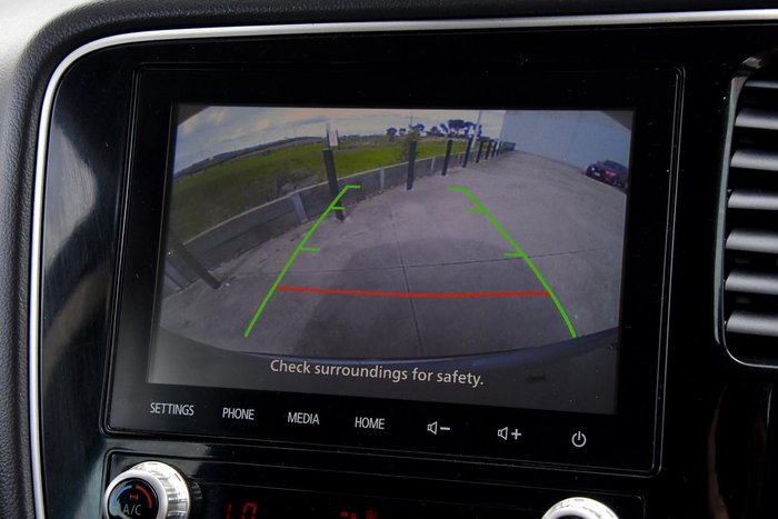 2021 Mitsubishi Outlander ES