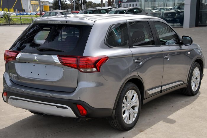 2021 Mitsubishi Outlander ES