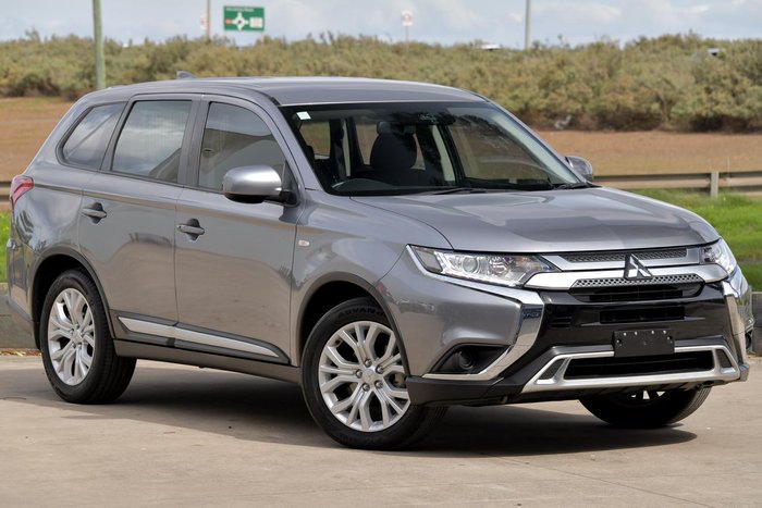 2021 Mitsubishi Outlander ES