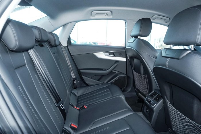2019 Audi A4 40 TFSI S line