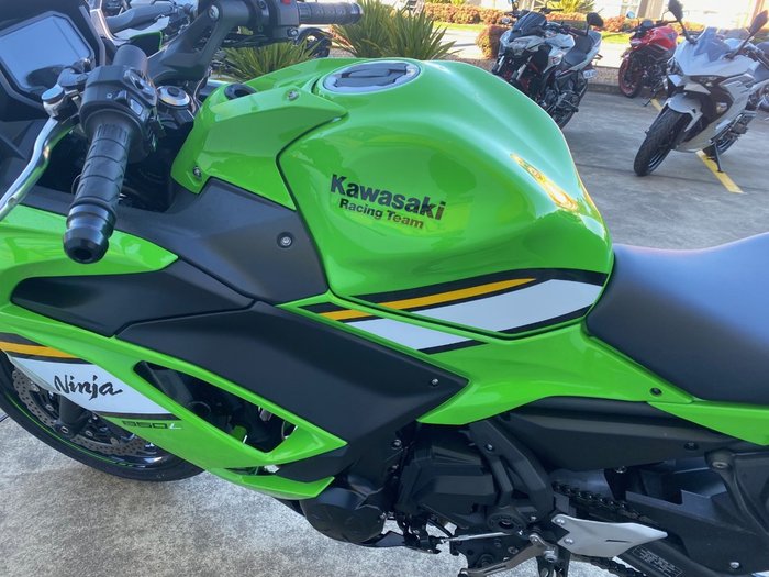 2025 Kawasaki NINJA 650L Green