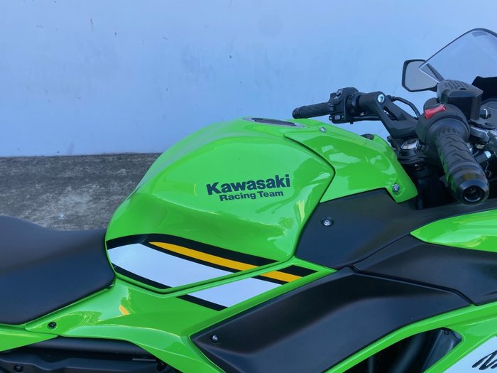 2025 Kawasaki NINJA 650L Green