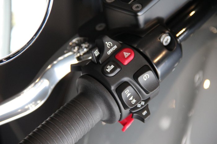 2025 BMW R 18 Blacked Out R 18 Grey