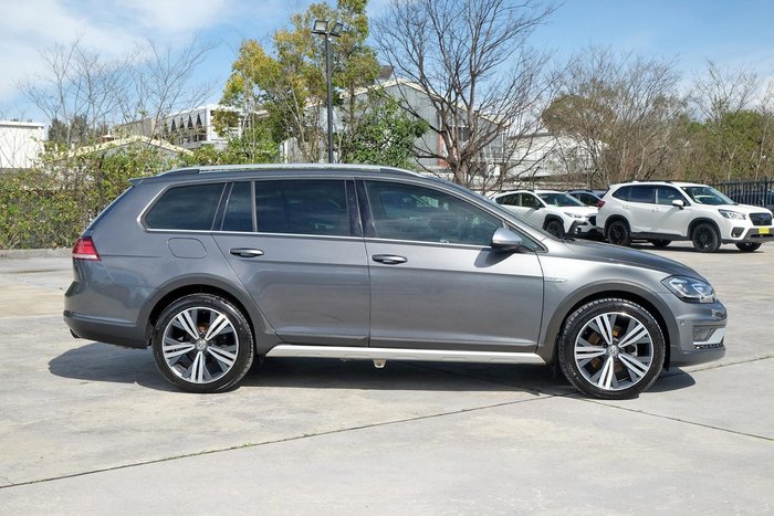 2018 Volkswagen Golf Alltrack 132TSI Premium 7.5 MY18 Four Wheel Drive Indium Grey