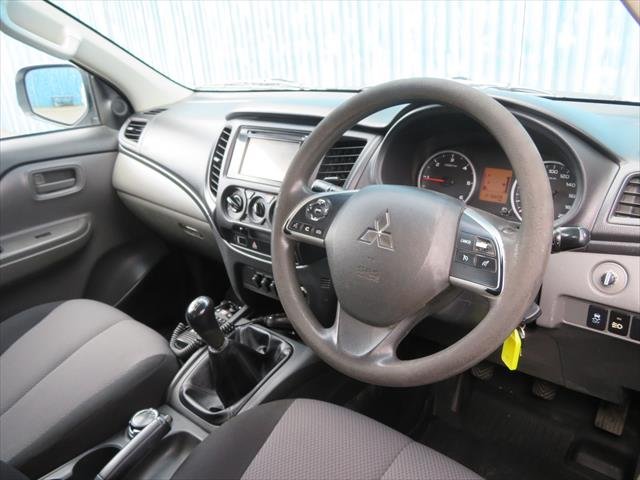 2016 MITSUBISHI Triton