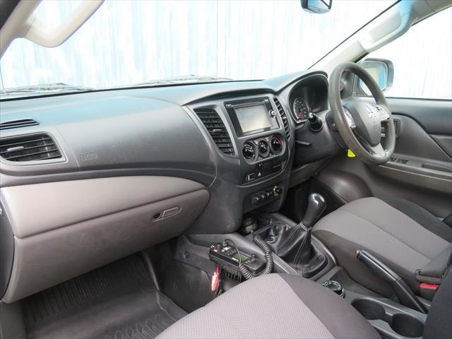 2016 MITSUBISHI Triton