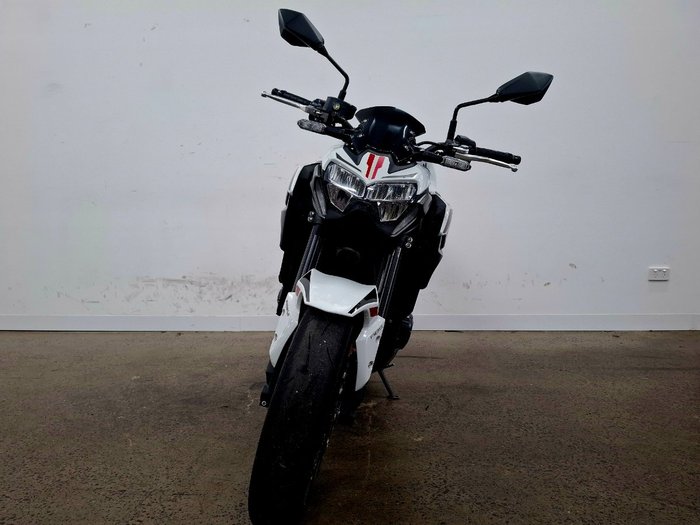 2021 Kawasaki 2021 Kawasaki 900CC Z900 SUPERNAKED (ZR900) SPORTS Silver