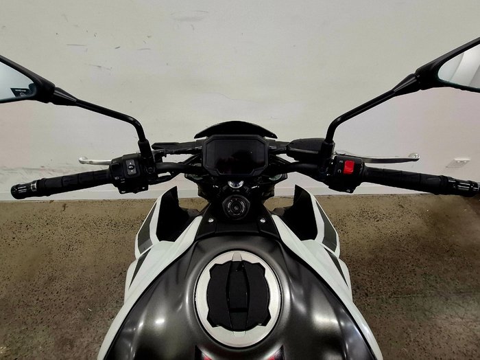 2021 Kawasaki 2021 Kawasaki 900CC Z900 SUPERNAKED (ZR900) SPORTS Silver