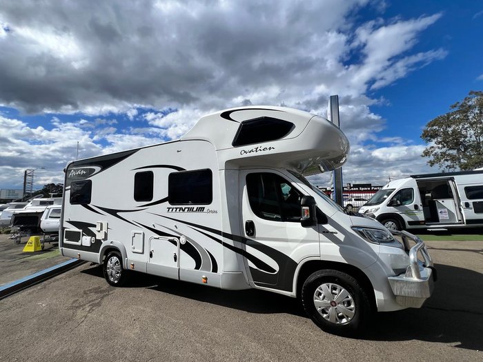2019 Avan Ovation