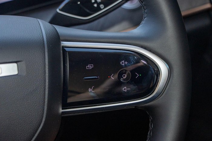 2025 Jaecoo J8 Track