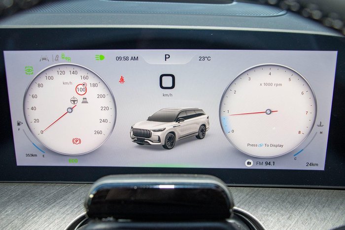 2025 Jaecoo J8 Track