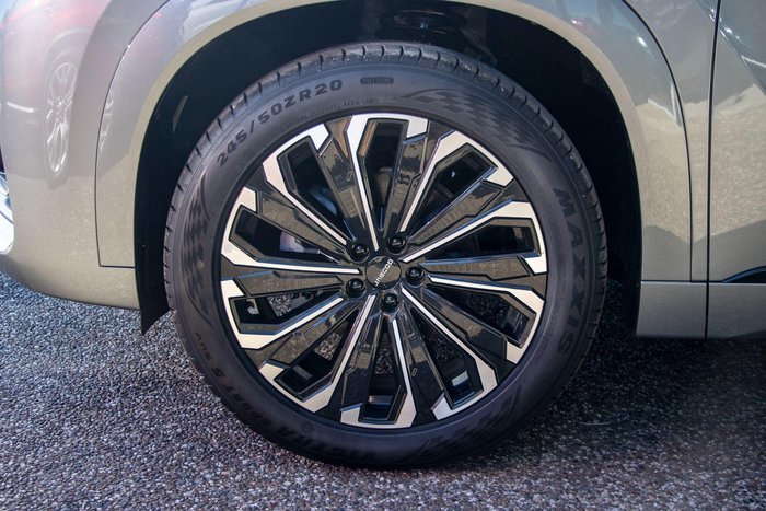 2025 Jaecoo J8 Track