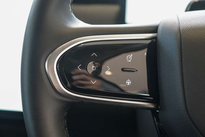 2025 Jaecoo J7 Track