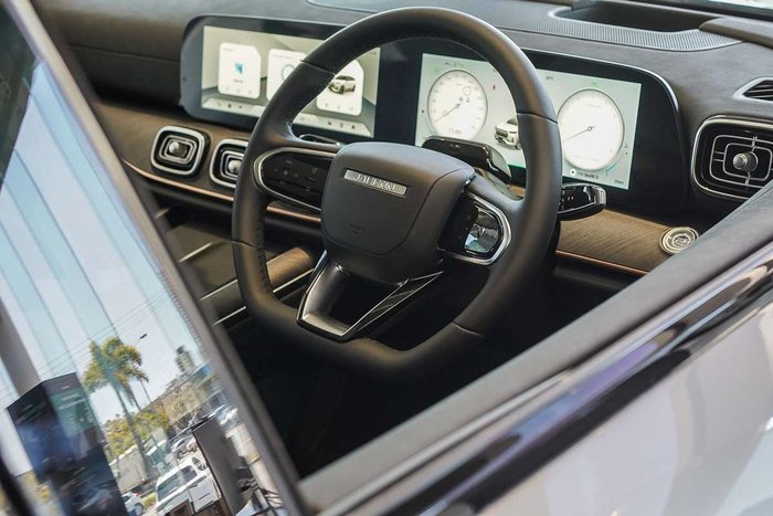 2025 Jaecoo J8 Track