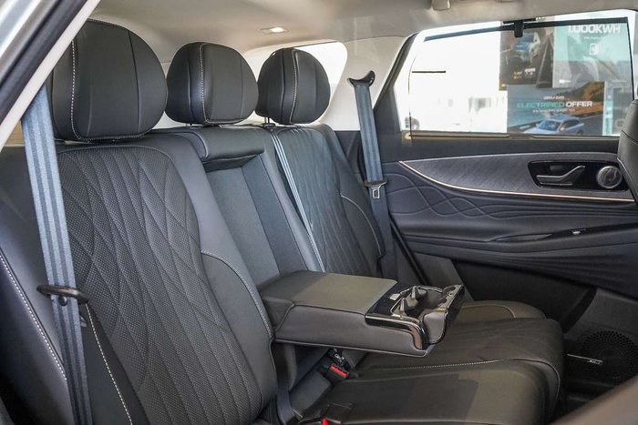 2025 Jaecoo J8 Track