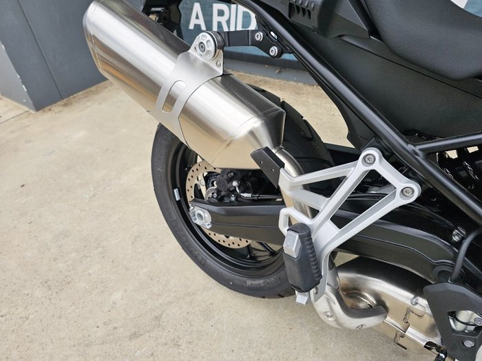 2025 BMW Motorrad F 800 GS White