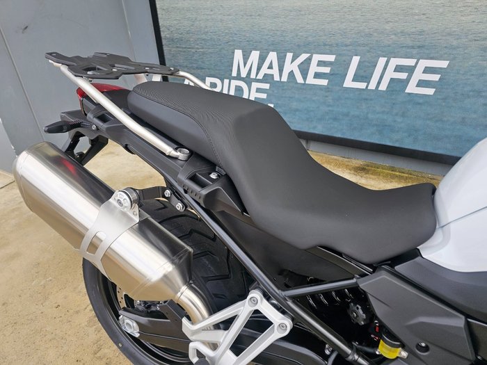 2025 BMW Motorrad F 800 GS White