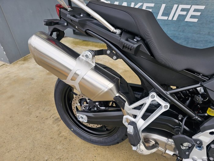 2025 BMW Motorrad F 800 GS White