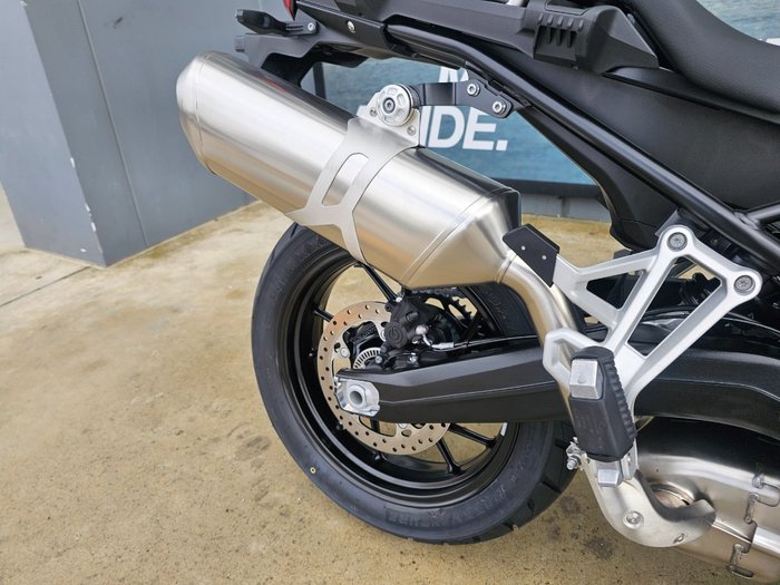 2025 BMW Motorrad F 800 GS White