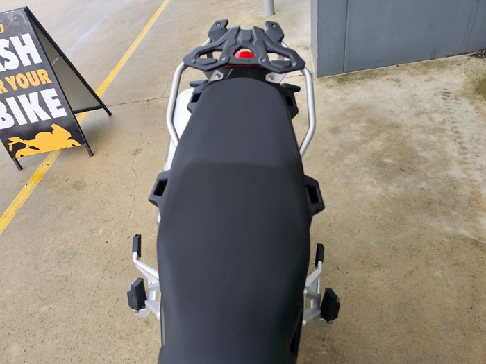 2025 BMW Motorrad F 800 GS White