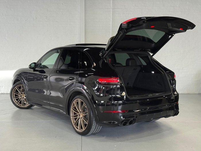 2022 Porsche Cayenne GTS 9YA MY22 4X4 On Demand Black