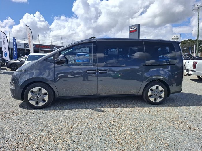 2022 Hyundai STARIA Highlander