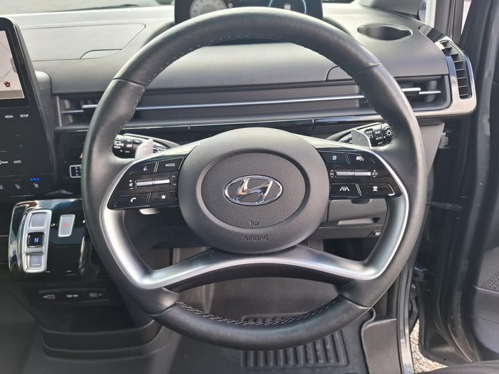 2022 Hyundai STARIA Highlander