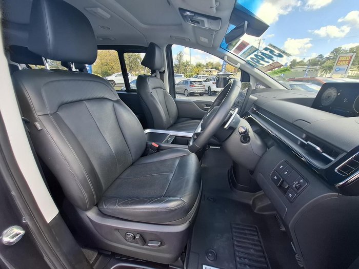 2022 Hyundai STARIA Highlander