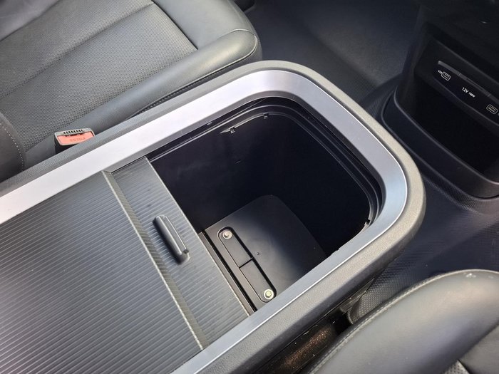 2022 Hyundai STARIA Highlander