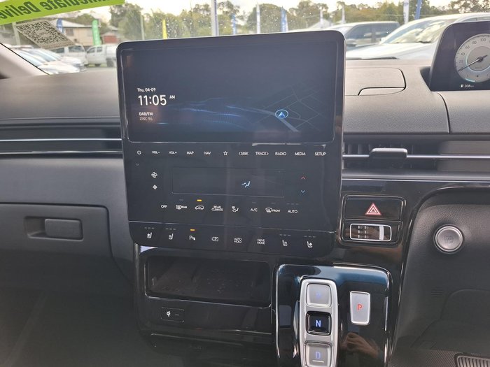 2022 Hyundai STARIA Highlander