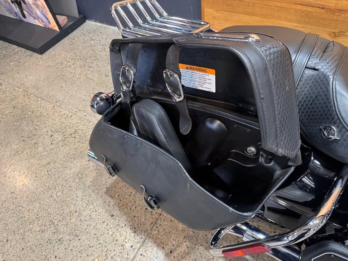 2013 Harley-davidson FLHR ROAD KING Black