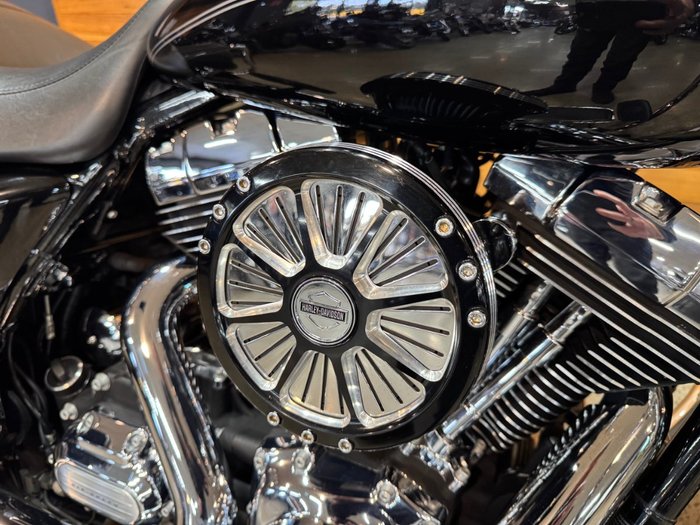 2013 Harley-davidson FLHR ROAD KING Black