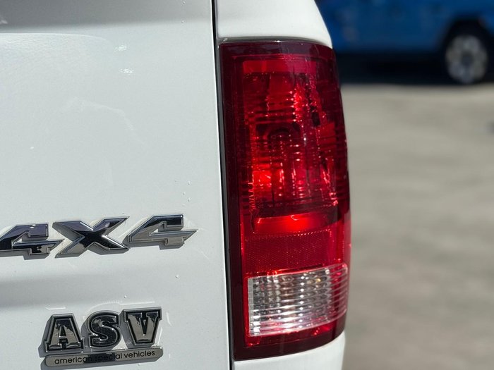 2021 RAM 1500 Express DS MY21 4X4 Dual Range Bright White
