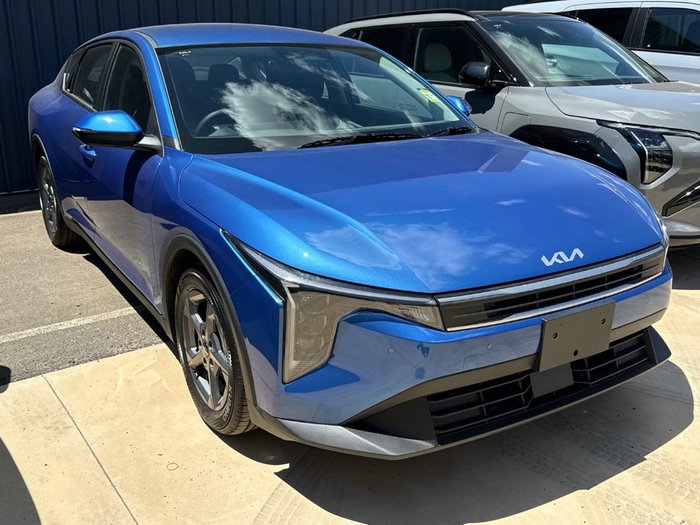 2025 Kia K4 S