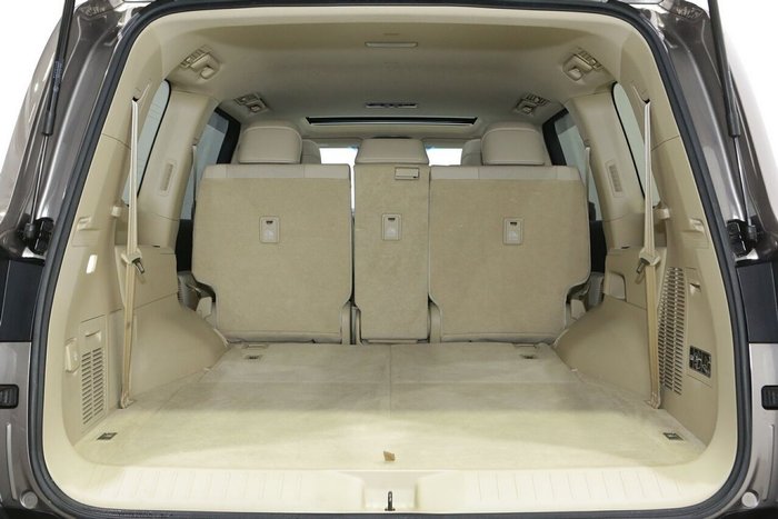 2022 Toyota Landcruiser VX