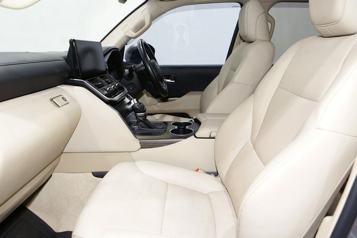 2022 Toyota Landcruiser VX