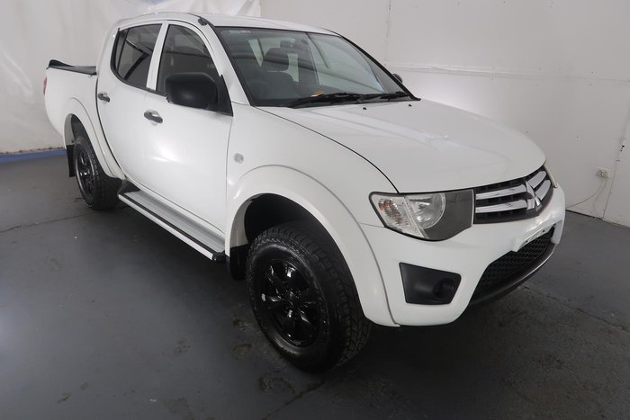 2014 Mitsubishi Triton GLX MN MY15 4X4 Dual Range White