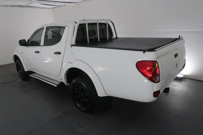 2014 Mitsubishi Triton GLX MN MY15 4X4 Dual Range White