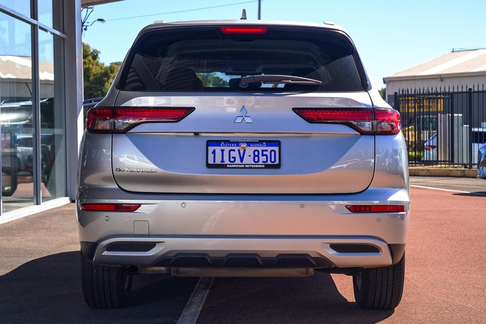 2024 Mitsubishi Outlander LS ZM MY24 Sterling Silver