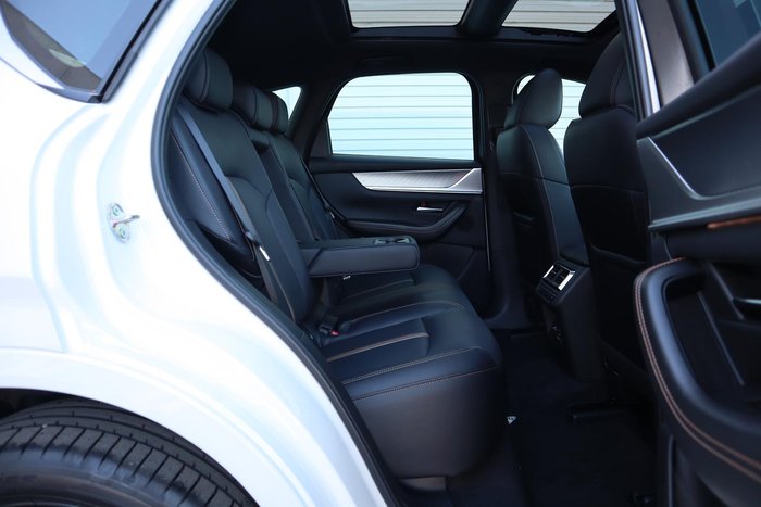 2025 Mazda CX-60 G40e Azami