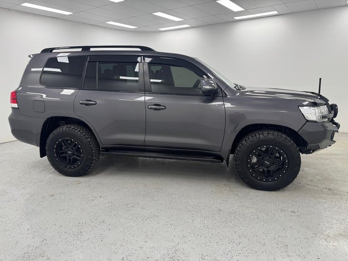 2021 Toyota Landcruiser VX VDJ200R 4X4 Dual Range Graphite